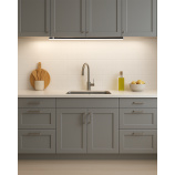 Q-64AB 14W / 1260lm / 4200K T5 under-cabinet light with switch and connector - black QTEC 90cm Q-64AB 14W / 1260lm / 4200K T5 under-cabinet light with switch and connector - black QTEC 90cm